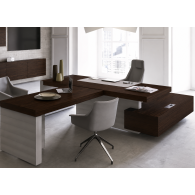 Escritorio de oficina modular con estantes